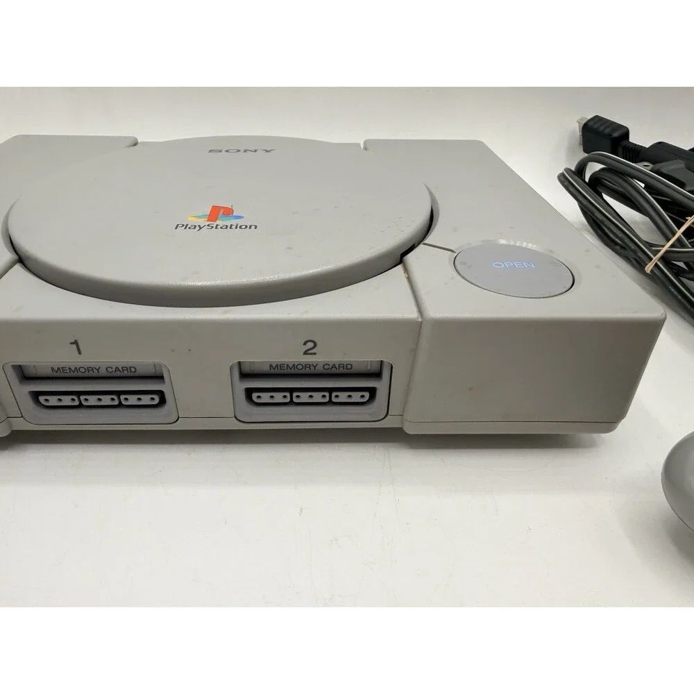Sony PlayStation 1 PS1 Console SCPH-5501 WORKS GREAT w/ Controller Power AV Cord